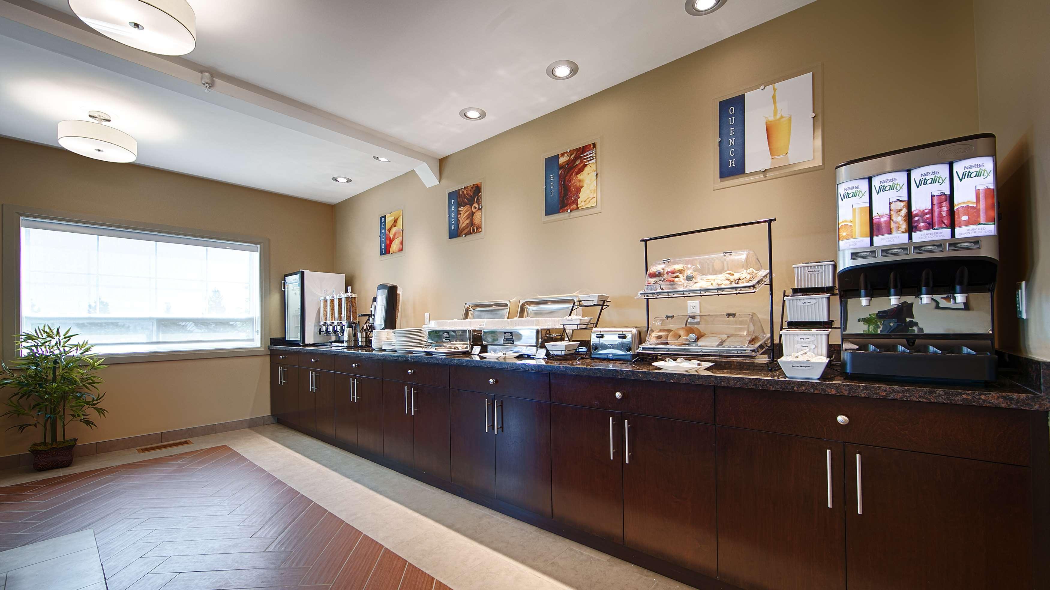 Best Western Plus Peace River Hotel & Suites Zewnętrze zdjęcie