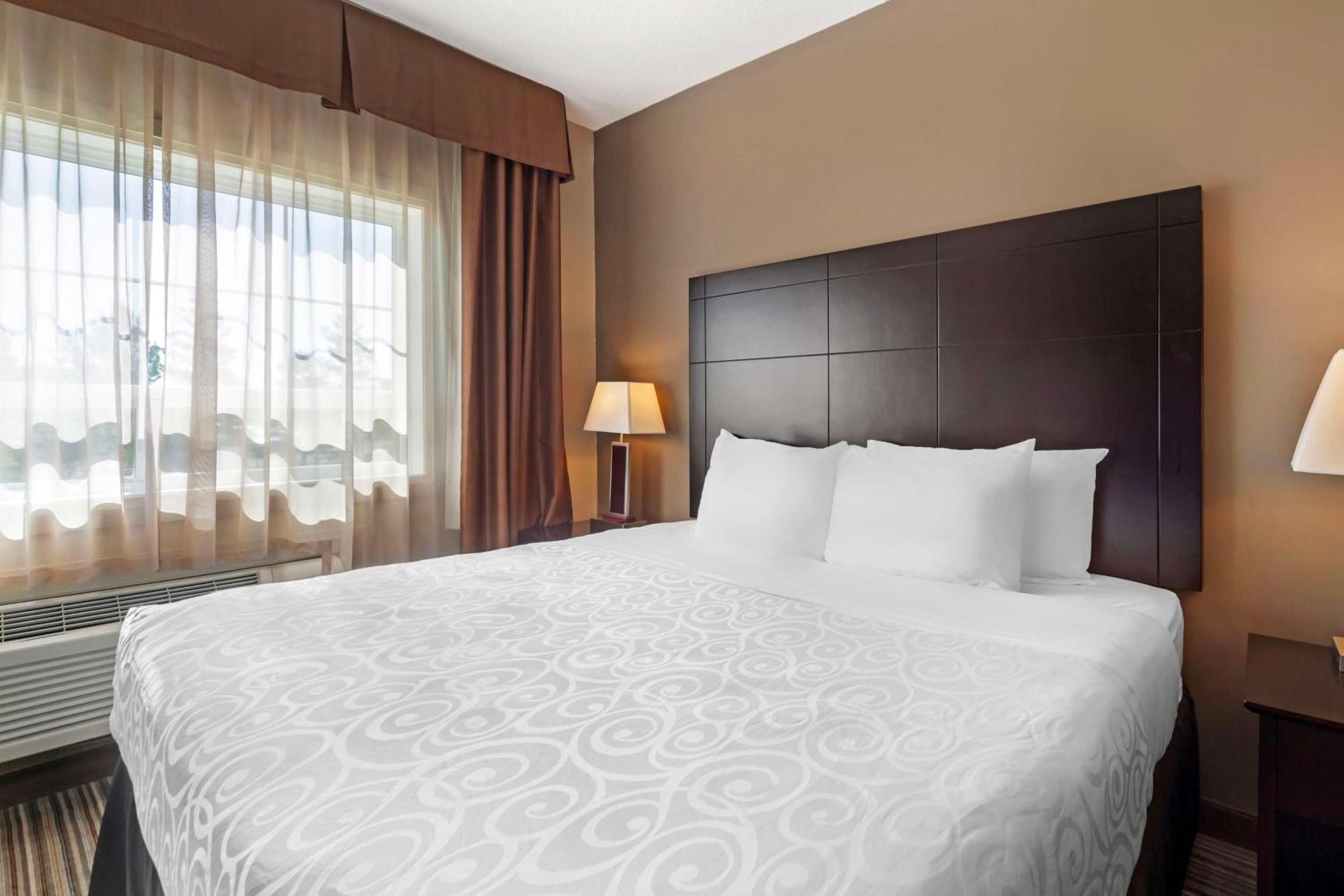 Best Western Plus Peace River Hotel & Suites Zewnętrze zdjęcie