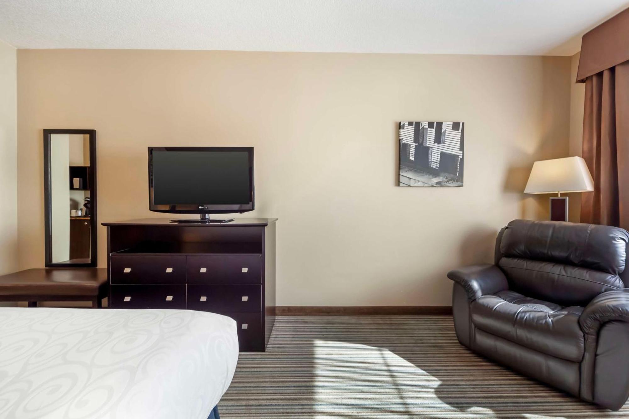 Best Western Plus Peace River Hotel & Suites Zewnętrze zdjęcie