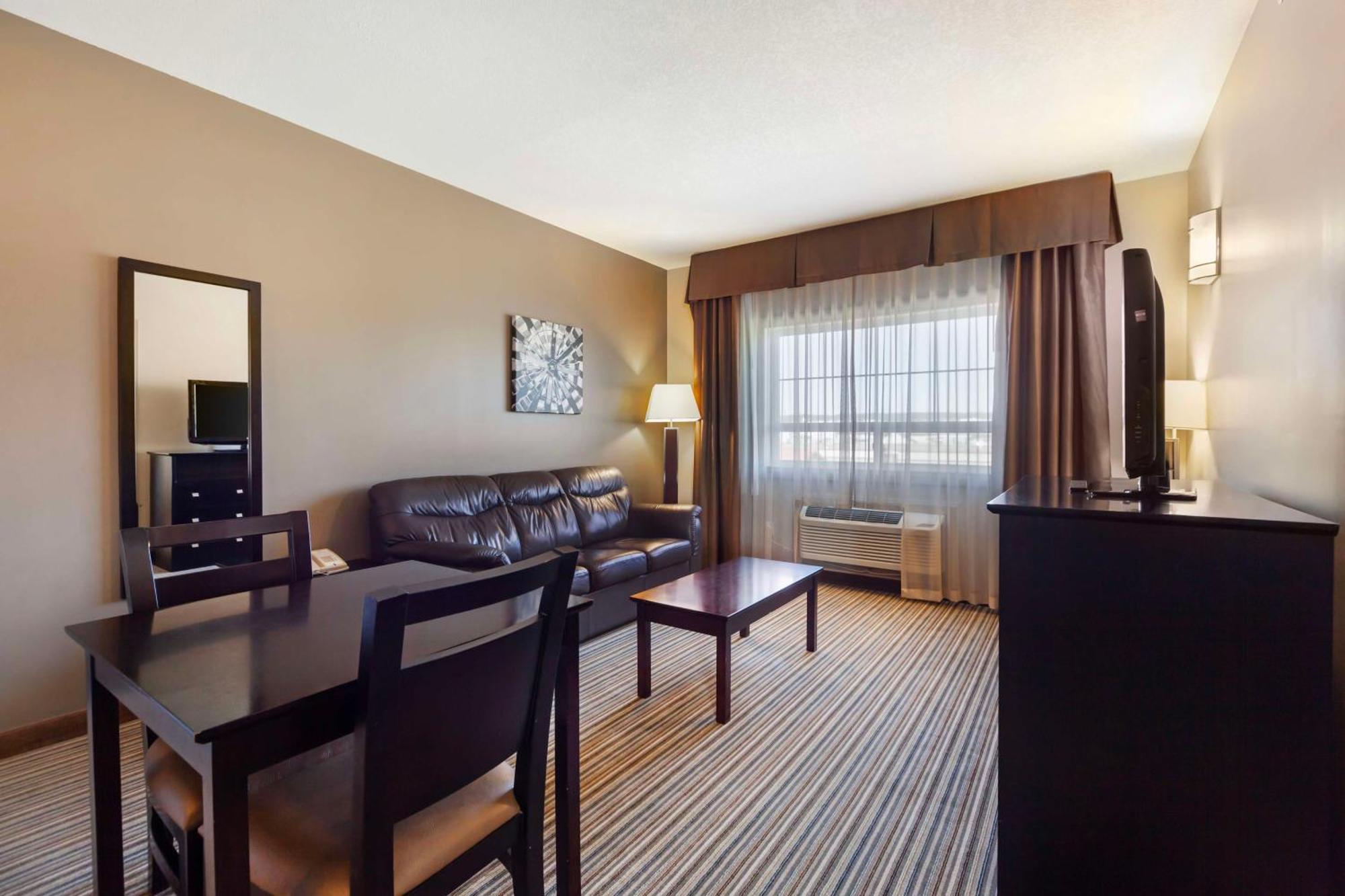 Best Western Plus Peace River Hotel & Suites Zewnętrze zdjęcie