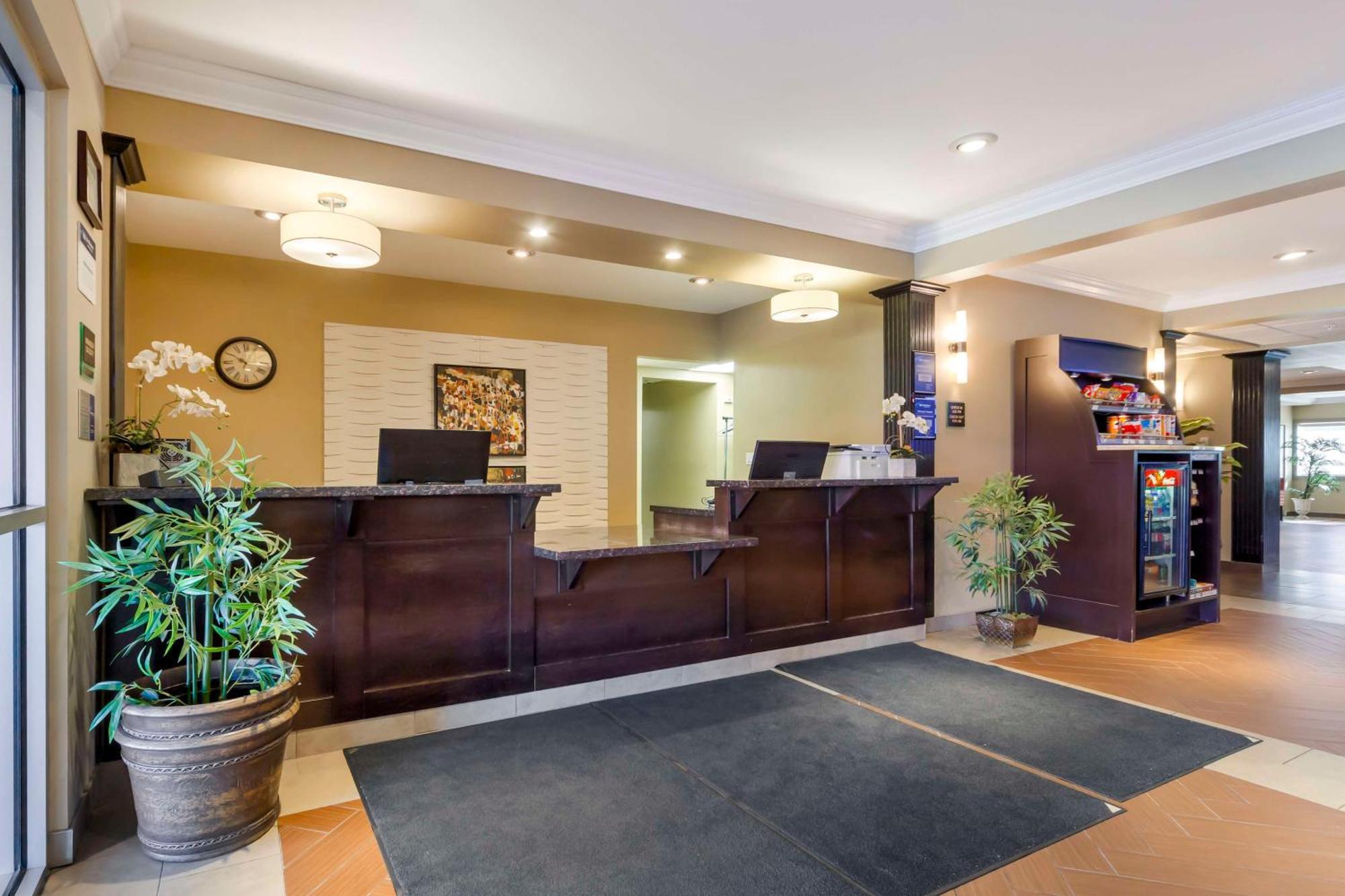 Best Western Plus Peace River Hotel & Suites Zewnętrze zdjęcie