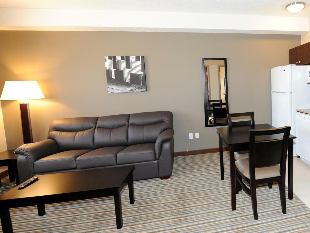 Best Western Plus Peace River Hotel & Suites Zewnętrze zdjęcie
