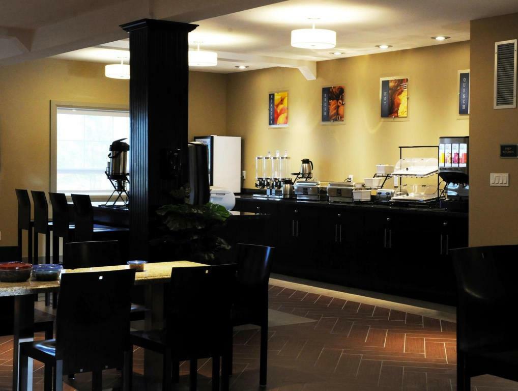 Best Western Plus Peace River Hotel & Suites Zewnętrze zdjęcie