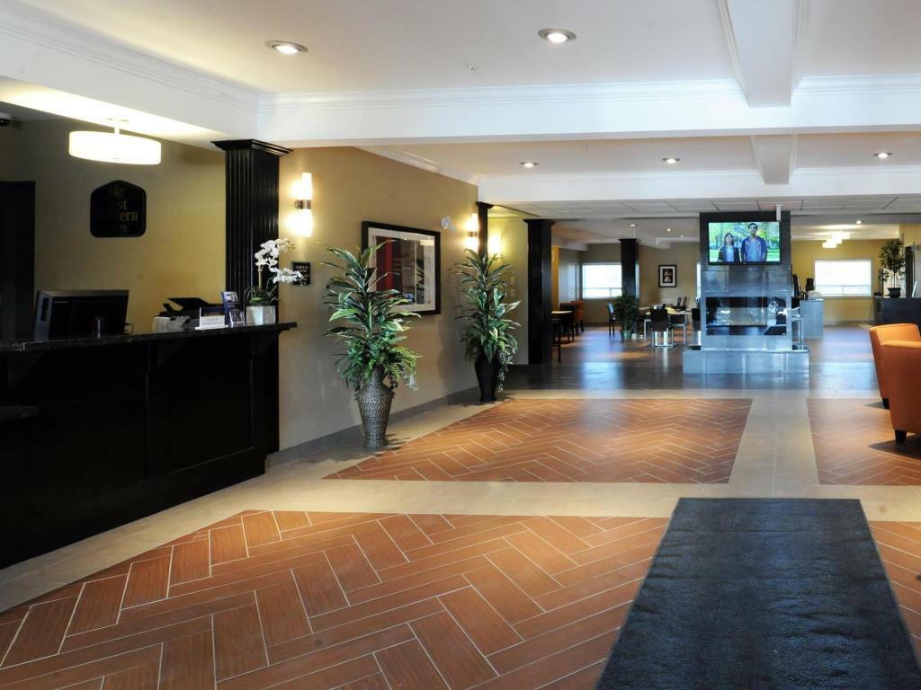 Best Western Plus Peace River Hotel & Suites Zewnętrze zdjęcie